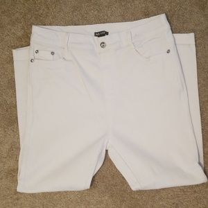 White 2X Bae City Jeggings